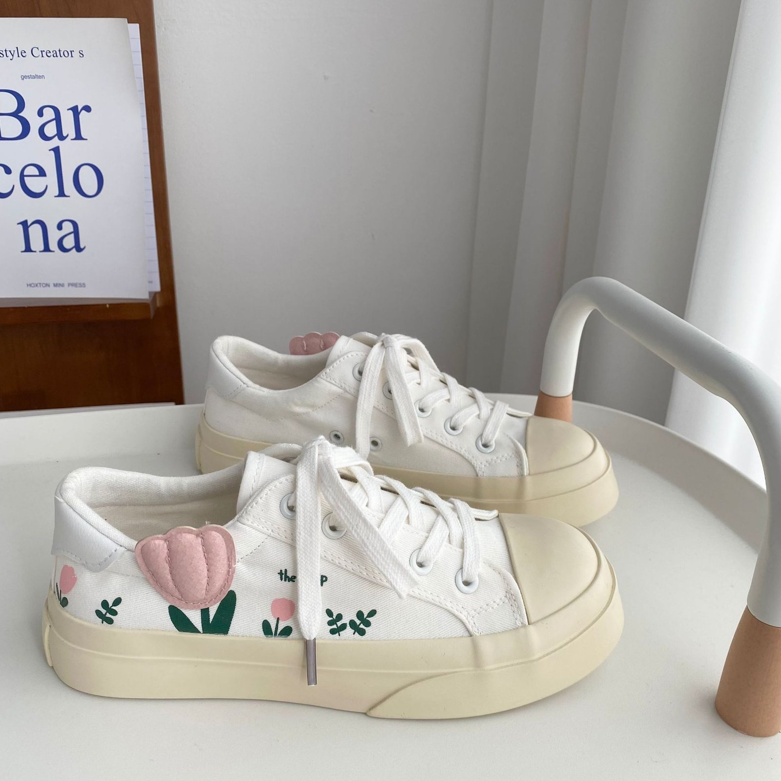 Retro Classic Sneakers